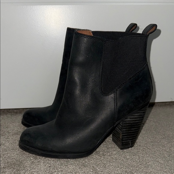 Lucky Brand Black Ankle Booties with High Heel - Picture 5 of 8